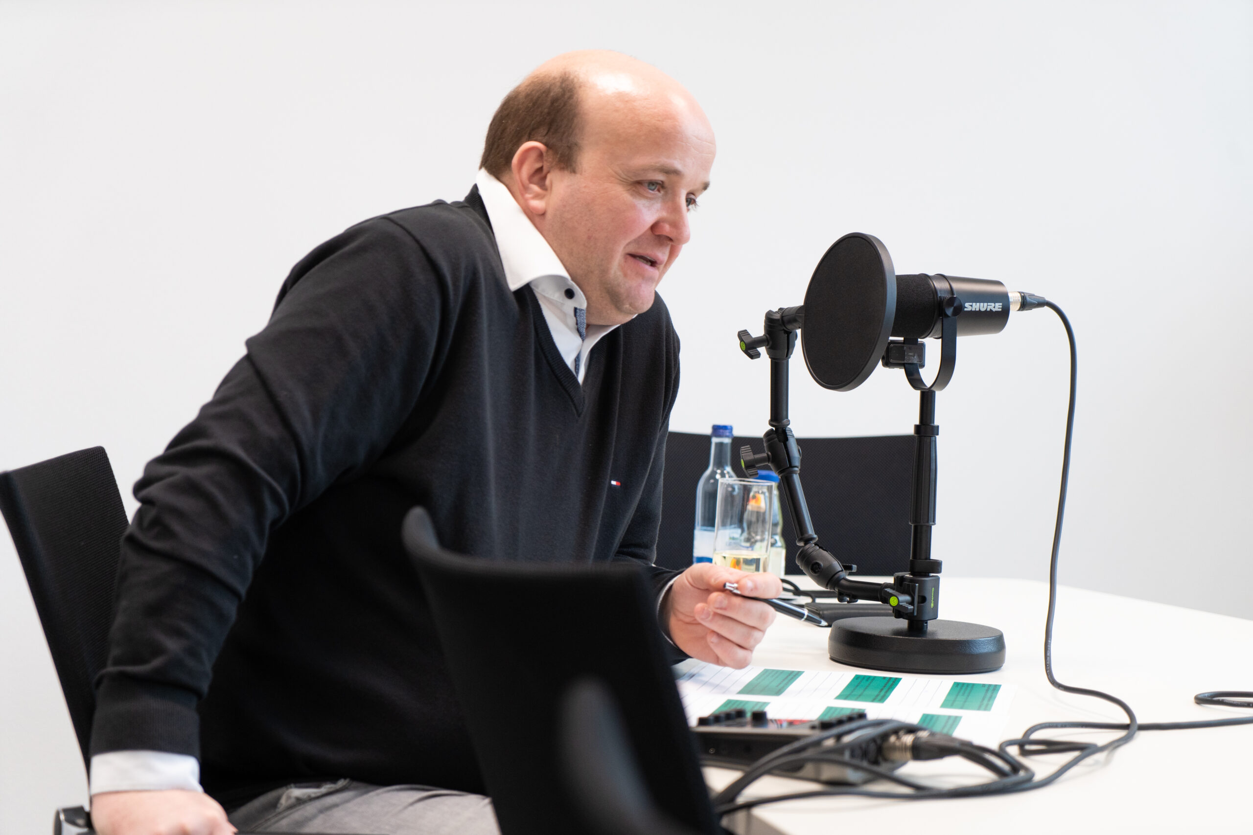 Podcast Host Thomas Schmitt während einem Interview